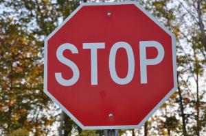 Simbolična fotografija: Stop znak